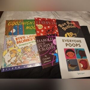Kids Classic Must Have In Library Books! Six! Goodnight Moon,‎ 5 Monkeys & More!